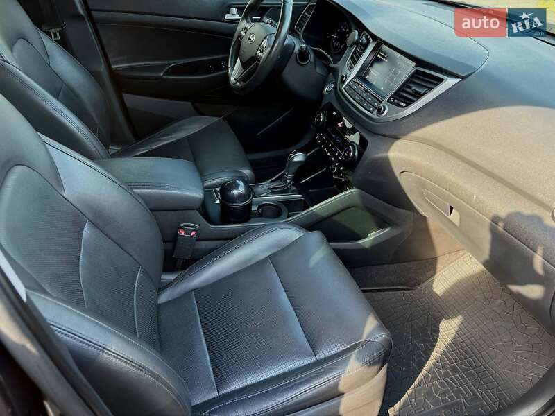 Внедорожник / Кроссовер Hyundai Tucson 2017 в Киеве