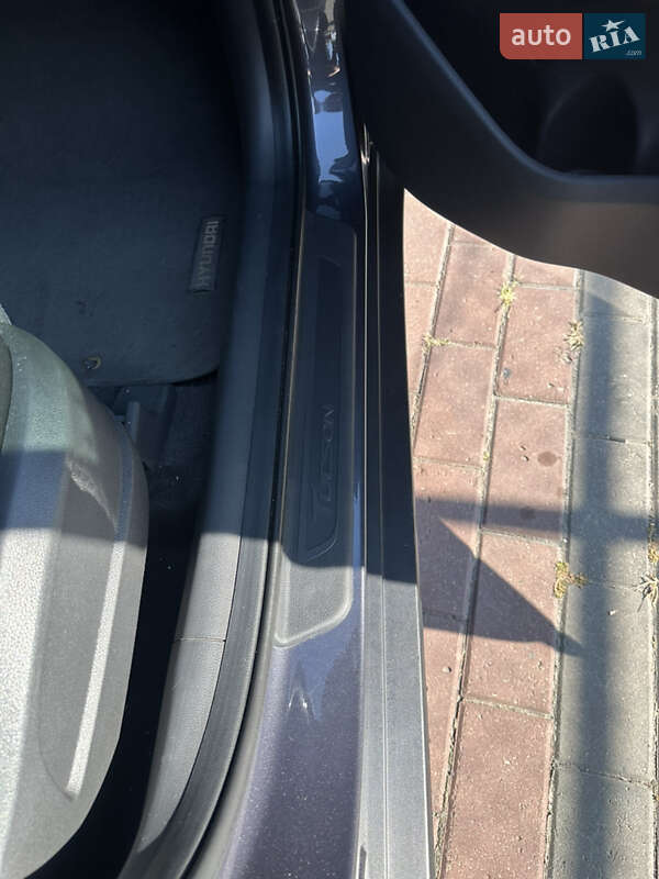 Позашляховик / Кросовер Hyundai Tucson 2016 в Києві