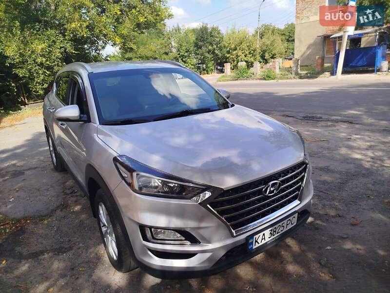 Внедорожник / Кроссовер Hyundai Tucson 2020 в 