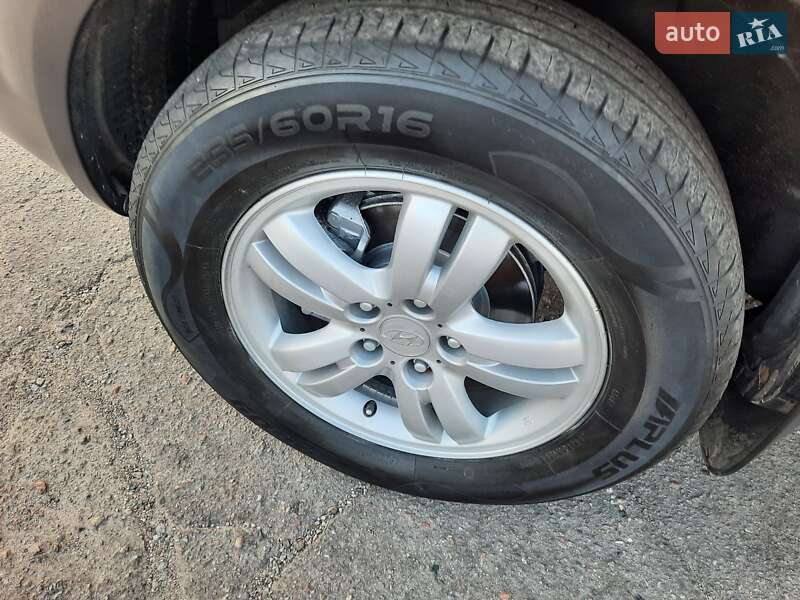 Позашляховик / Кросовер Hyundai Tucson 2007 в Полтаві фото 20 Позашляховик / Кросовер Hyundai Tucson 2007 в Полтаві