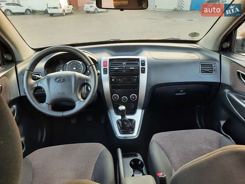 Позашляховик / Кросовер Hyundai Tucson 2007 в Полтаві фото 45 Позашляховик / Кросовер Hyundai Tucson 2007 в Полтаві