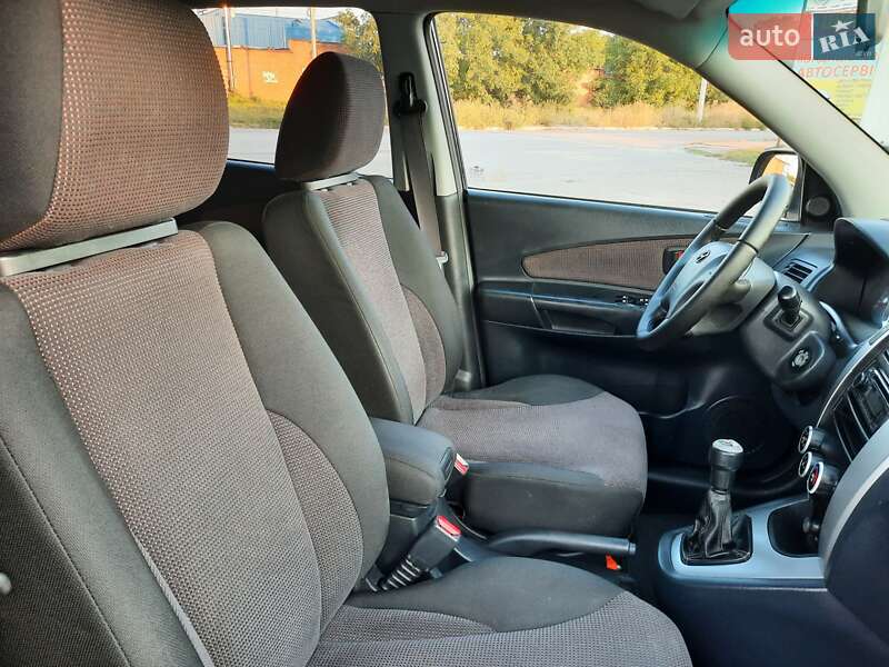 Позашляховик / Кросовер Hyundai Tucson 2007 в Полтаві фото 82 Позашляховик / Кросовер Hyundai Tucson 2007 в Полтаві