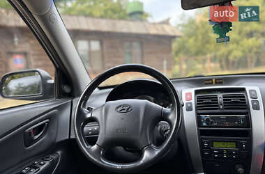 Внедорожник / Кроссовер Hyundai Tucson 2006 в 