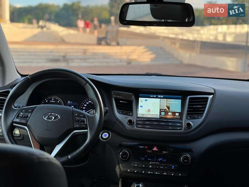 Позашляховик / Кросовер Hyundai Tucson 2017 в Одесі