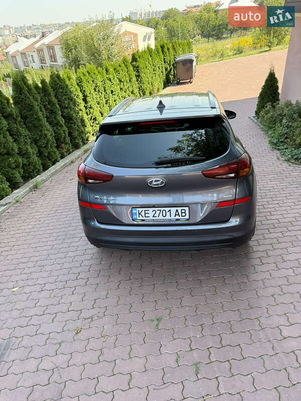 Позашляховик / Кросовер Hyundai Tucson 2019 в Чернівцях