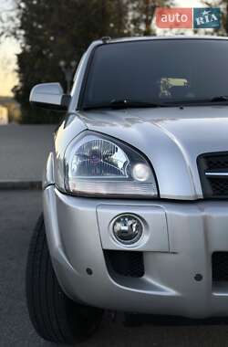 Внедорожник / Кроссовер Hyundai Tucson 2008 в  фото 9 Внедорожник / Кроссовер Hyundai Tucson 2008 в