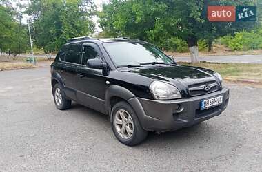 Внедорожник / Кроссовер Hyundai Tucson 2008 в 