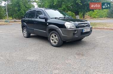 Внедорожник / Кроссовер Hyundai Tucson 2008 в 