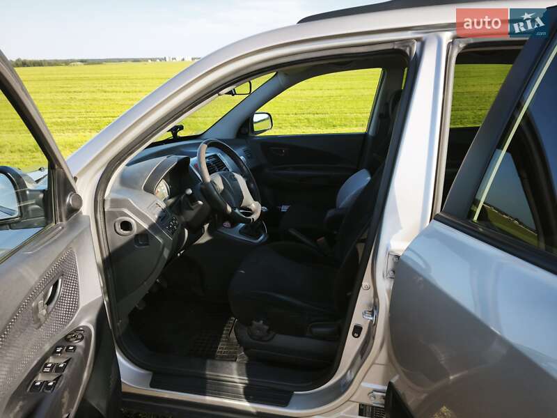 Внедорожник / Кроссовер Hyundai Tucson 2009 в Одессе