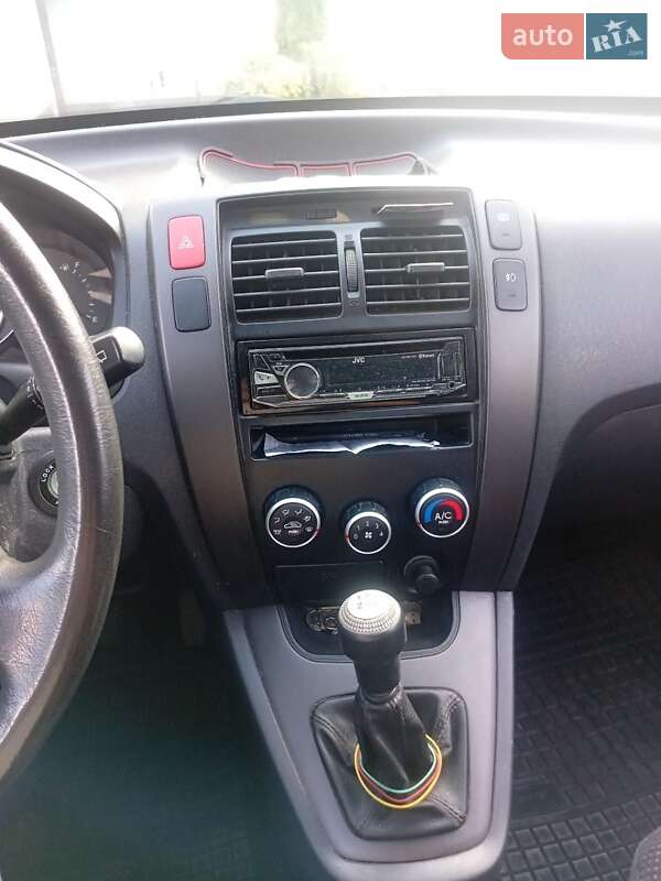 Позашляховик / Кросовер Hyundai Tucson 2008 в Львові фото 14 Позашляховик / Кросовер Hyundai Tucson 2008 в Львові