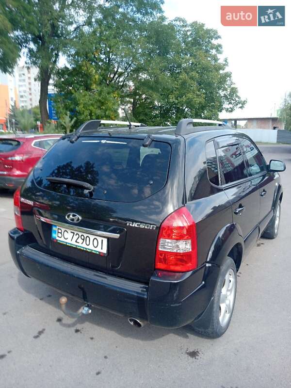 Позашляховик / Кросовер Hyundai Tucson 2008 в Львові фото 10 Позашляховик / Кросовер Hyundai Tucson 2008 в Львові