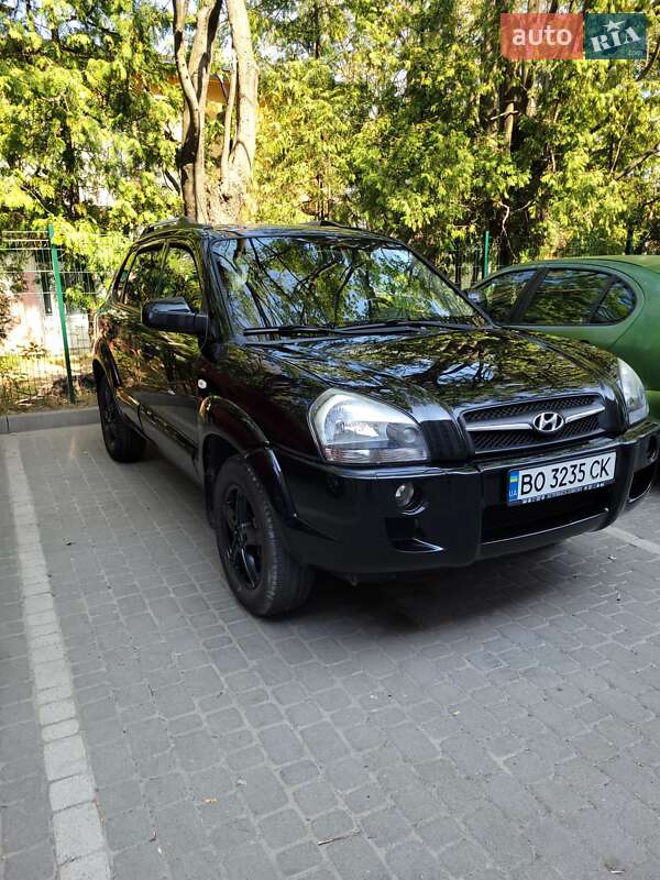 Позашляховик / Кросовер Hyundai Tucson 2009 в Городку