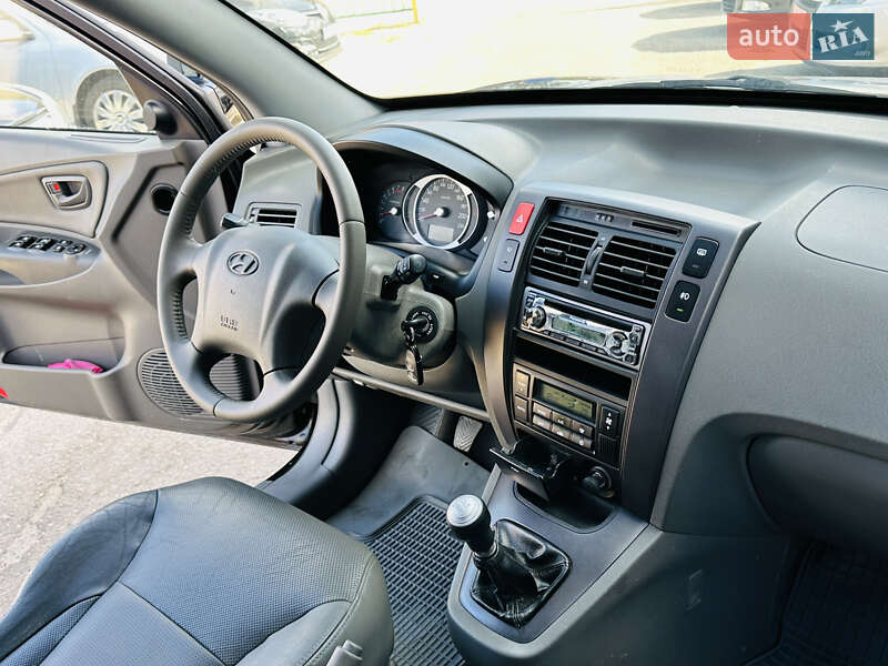 Позашляховик / Кросовер Hyundai Tucson 2006 в Харкові