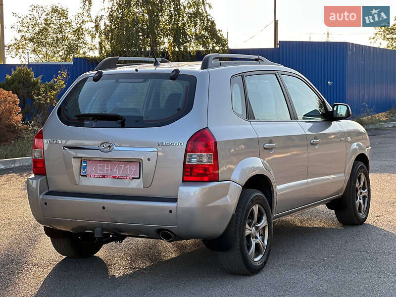Позашляховик / Кросовер Hyundai Tucson 2006 в Дніпрі фото 7 Позашляховик / Кросовер Hyundai Tucson 2006 в Дніпрі
