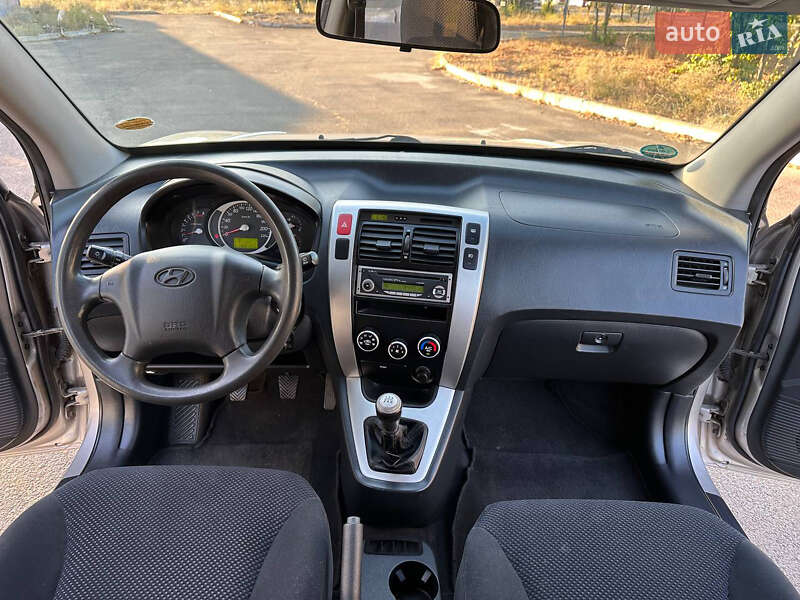 Позашляховик / Кросовер Hyundai Tucson 2006 в Дніпрі фото 29 Позашляховик / Кросовер Hyundai Tucson 2006 в Дніпрі