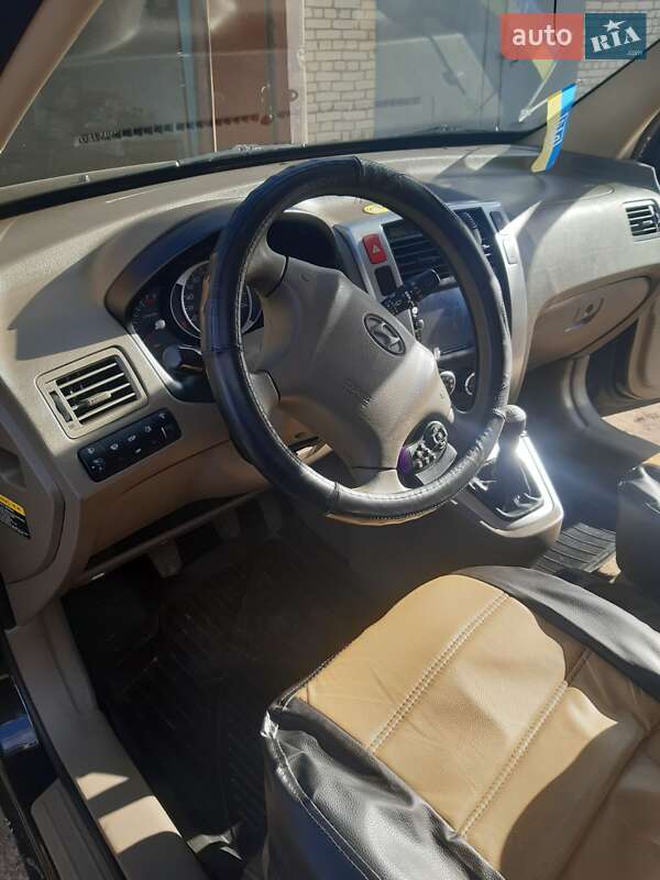 Позашляховик / Кросовер Hyundai Tucson 2009 в Шостці фото 5 Позашляховик / Кросовер Hyundai Tucson 2009 в Шостці
