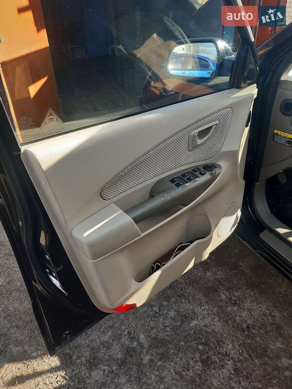 Позашляховик / Кросовер Hyundai Tucson 2009 в Шостці фото 8 Позашляховик / Кросовер Hyundai Tucson 2009 в Шостці
