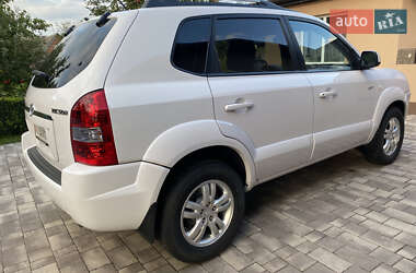 Позашляховик / Кросовер Hyundai Tucson 2008 в 