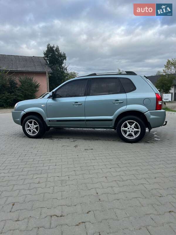 Внедорожник / Кроссовер Hyundai Tucson 2005 в Косове фото 6 Внедорожник / Кроссовер Hyundai Tucson 2005 в Косове