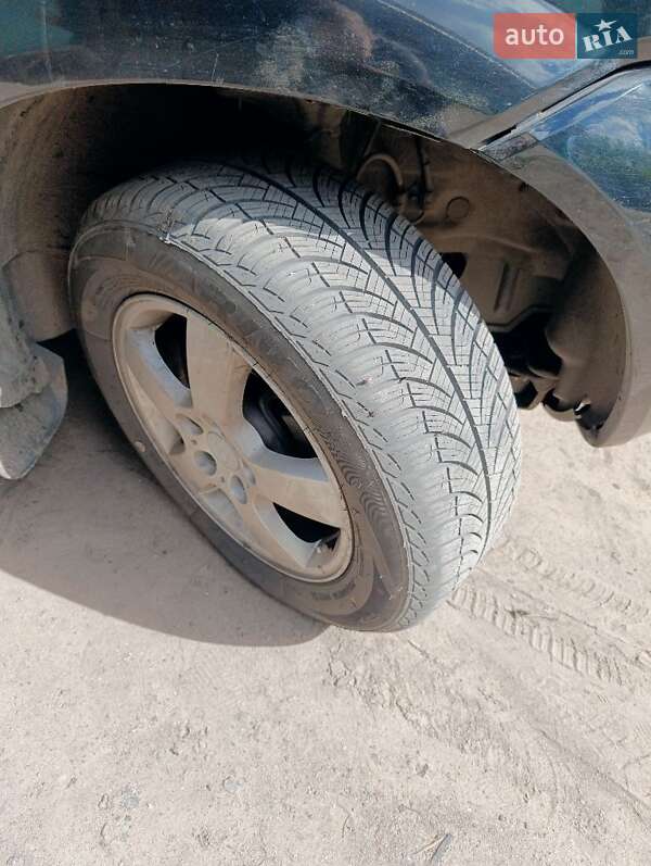 Позашляховик / Кросовер Hyundai Tucson 2006 в Гайвороні