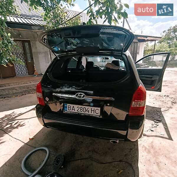 Позашляховик / Кросовер Hyundai Tucson 2006 в Гайвороні