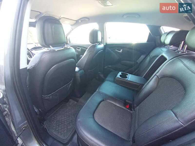 Внедорожник / Кроссовер Hyundai Tucson 2013 в Стрые