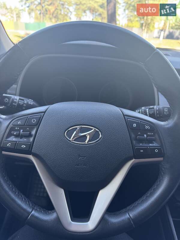 Внедорожник / Кроссовер Hyundai Tucson 2020 в Новояворовске