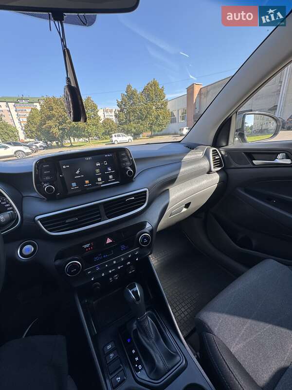 Внедорожник / Кроссовер Hyundai Tucson 2020 в Новояворовске