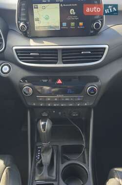 Позашляховик / Кросовер Hyundai Tucson 2019 в 