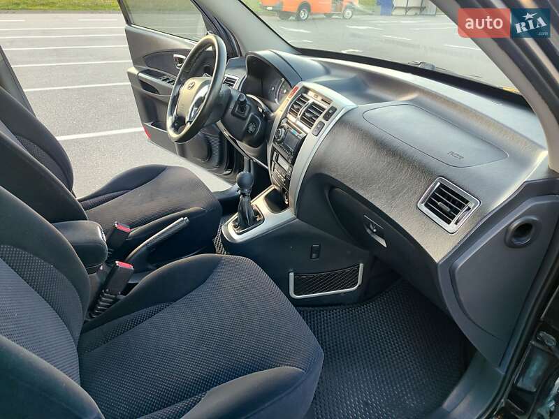 Позашляховик / Кросовер Hyundai Tucson 2007 в Кам'янець-Подільському