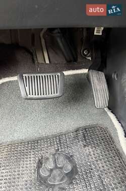 Внедорожник / Кроссовер Hyundai Tucson 2011 в 