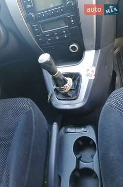 Внедорожник / Кроссовер Hyundai Tucson 2008 в 