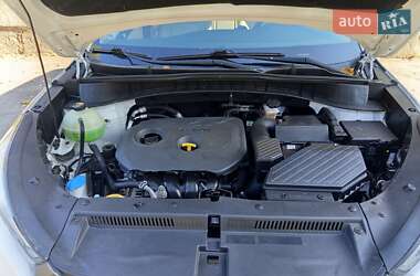 Внедорожник / Кроссовер Hyundai Tucson 2017 в 