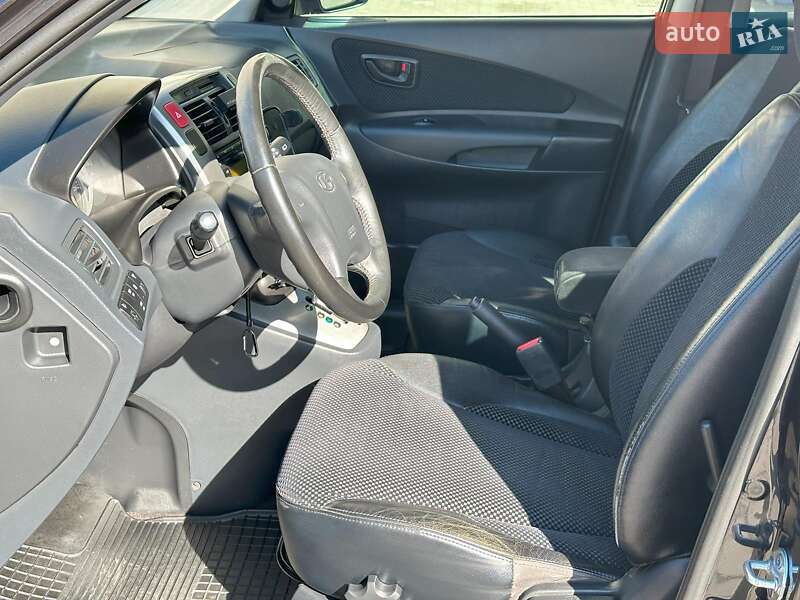 Позашляховик / Кросовер Hyundai Tucson 2011 в Одесі