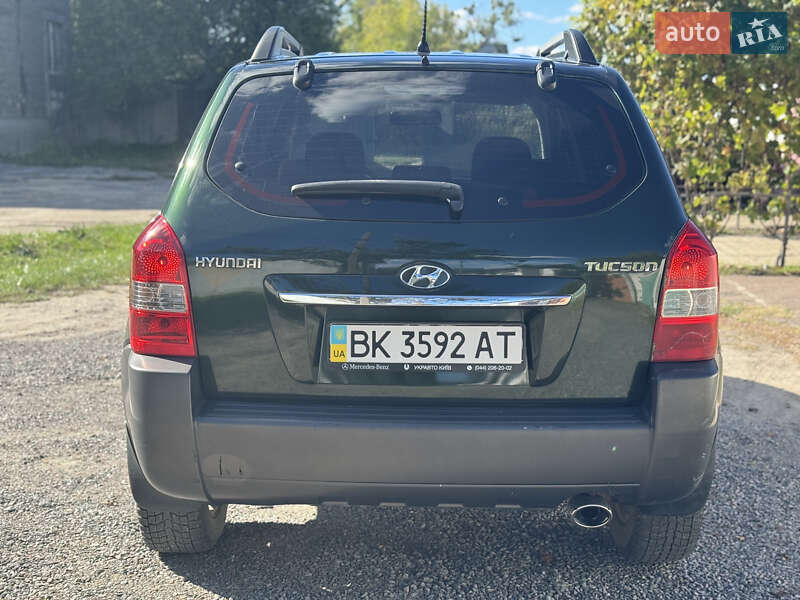 Позашляховик / Кросовер Hyundai Tucson 2008 в Сарнах