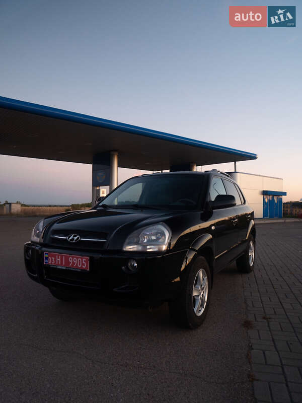 Позашляховик / Кросовер Hyundai Tucson 2006 в Хоролі фото 18 Позашляховик / Кросовер Hyundai Tucson 2006 в Хоролі