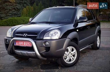 Позашляховик / Кросовер Hyundai Tucson 2007 в  фото 5 Позашляховик / Кросовер Hyundai Tucson 2007 в
