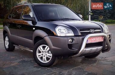 Позашляховик / Кросовер Hyundai Tucson 2007 в  фото 13 Позашляховик / Кросовер Hyundai Tucson 2007 в