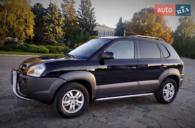 Позашляховик / Кросовер Hyundai Tucson 2007 в  фото 43 Позашляховик / Кросовер Hyundai Tucson 2007 в