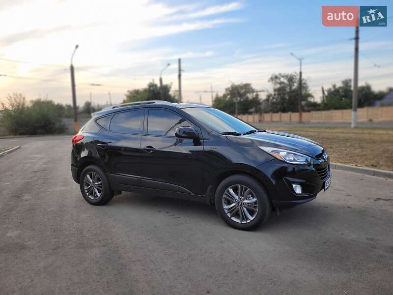 Позашляховик / Кросовер Hyundai Tucson 2014 в Кривому Розі