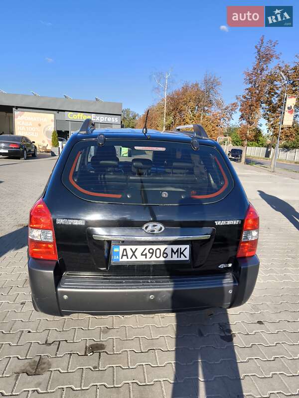 Позашляховик / Кросовер Hyundai Tucson 2008 в Первомайську фото 9 Позашляховик / Кросовер Hyundai Tucson 2008 в Первомайську