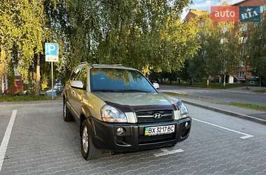 Позашляховик / Кросовер Hyundai Tucson 2008 в  фото 6 Позашляховик / Кросовер Hyundai Tucson 2008 в