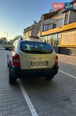 Позашляховик / Кросовер Hyundai Tucson 2008 в  фото 15 Позашляховик / Кросовер Hyundai Tucson 2008 в