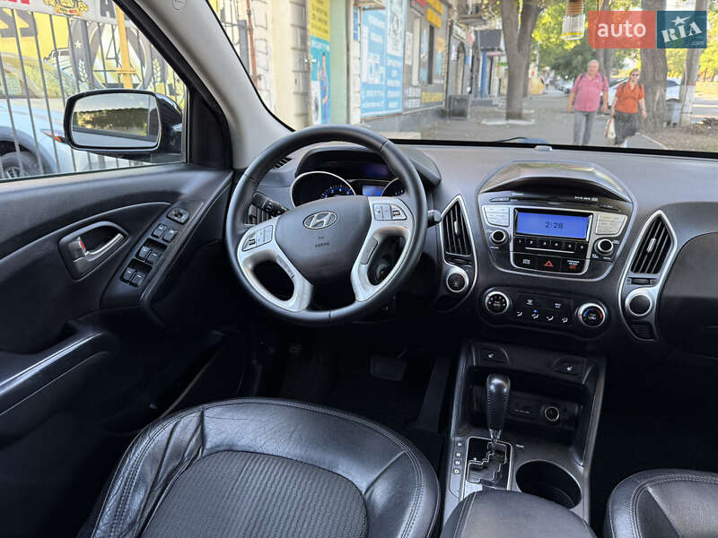 Внедорожник / Кроссовер Hyundai Tucson 2013 в Николаеве