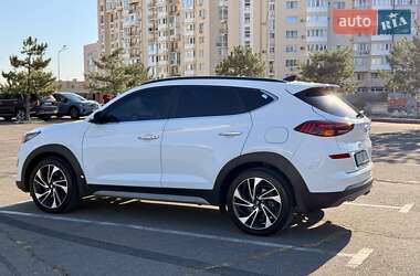 Внедорожник / Кроссовер Hyundai Tucson 2020 в 