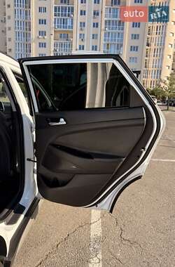 Внедорожник / Кроссовер Hyundai Tucson 2020 в 
