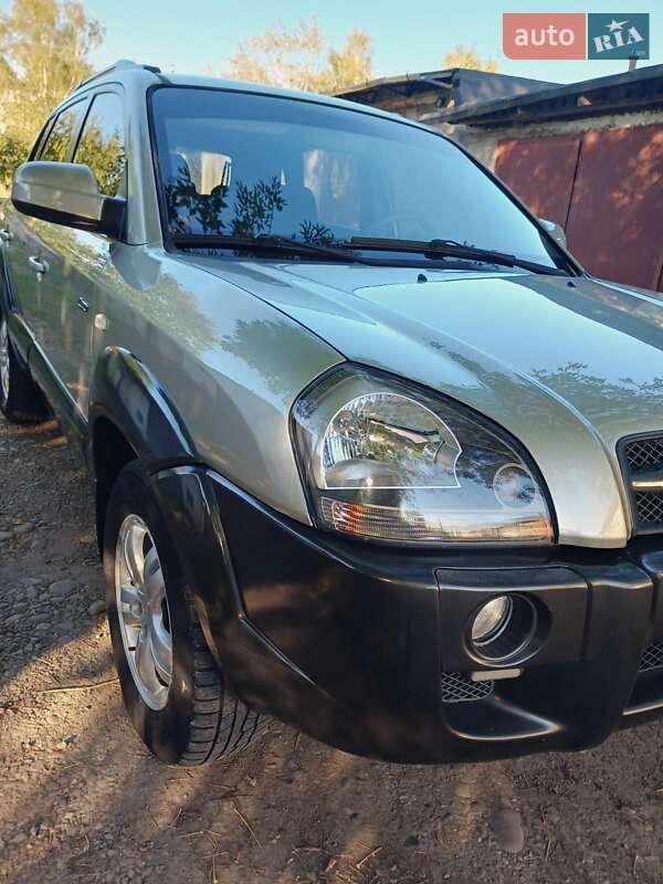 Позашляховик / Кросовер Hyundai Tucson 2007 в Івано-Франківську