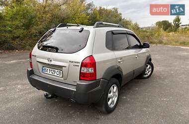 Внедорожник / Кроссовер Hyundai Tucson 2008 в 