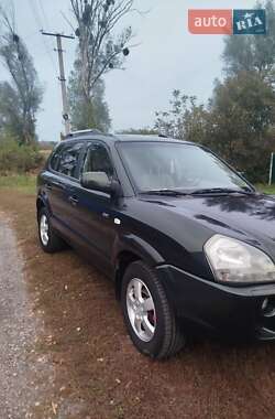 Внедорожник / Кроссовер Hyundai Tucson 2006 в Прилуках