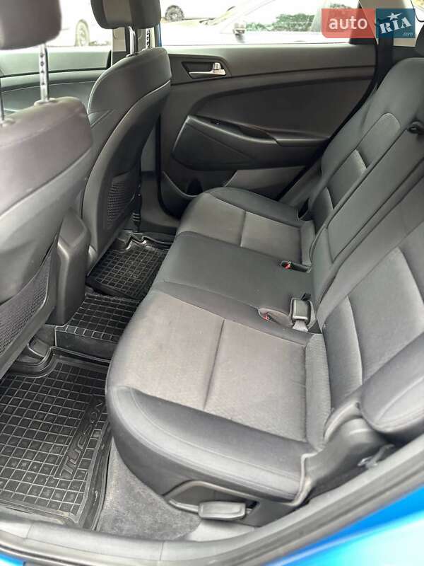 Внедорожник / Кроссовер Hyundai Tucson 2015 в Киеве